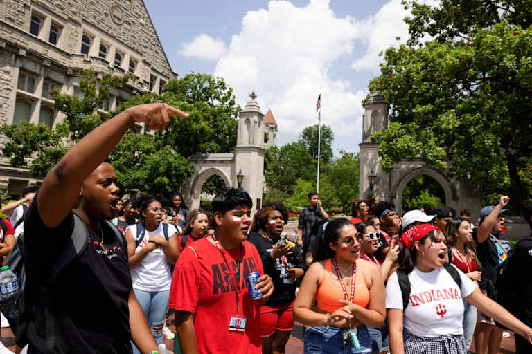 Golden Door Scholarship Connects Undocumented Students to College