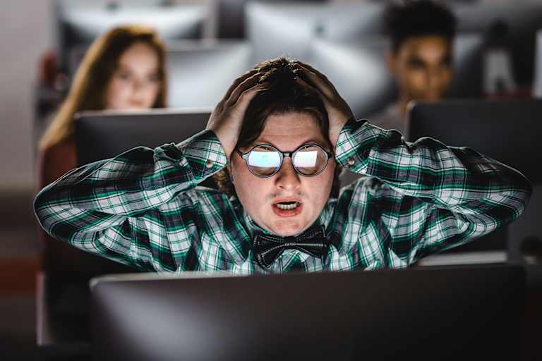 8 Scams Targeting College Students and How to Protect Yourself