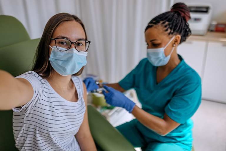 Should You Put Your Vaccination Status on Your Resume?